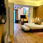Sumsi28 Boutique Apartahotel